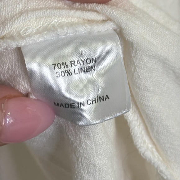 Pink Lily White Ruffled Blouse Relaxed Fit - Picture 3 of 6